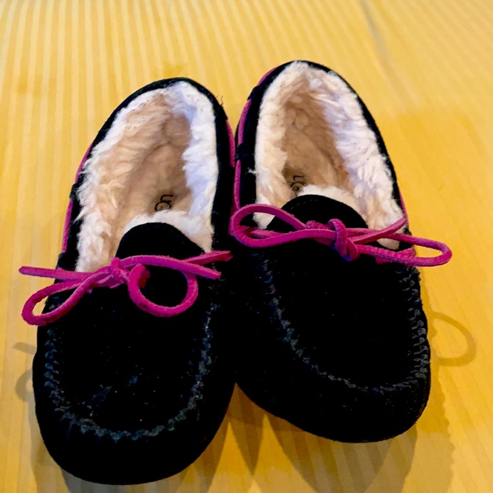 Ugg Moccasin
